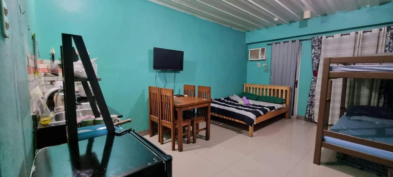 Kassel Residence Mhavic Family Room Good For 5Guest Манила Екстериор снимка